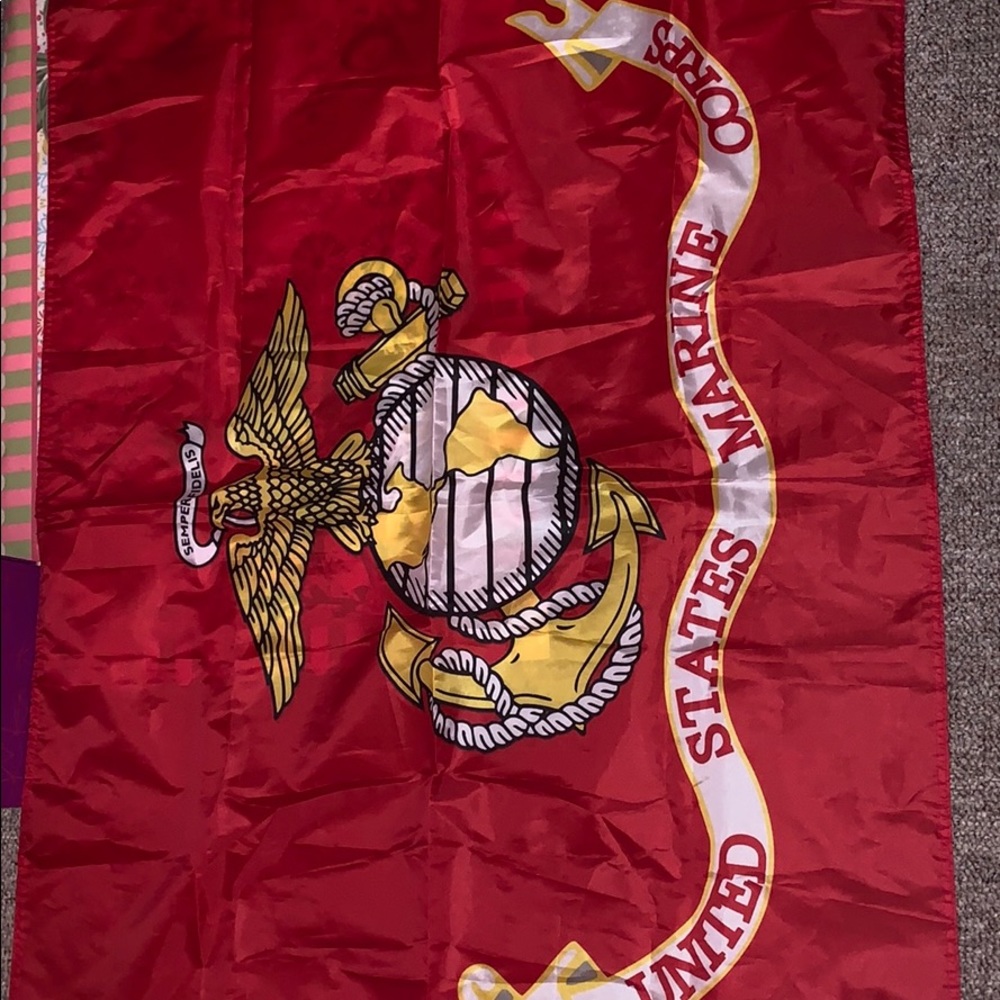 Marine flag for pole